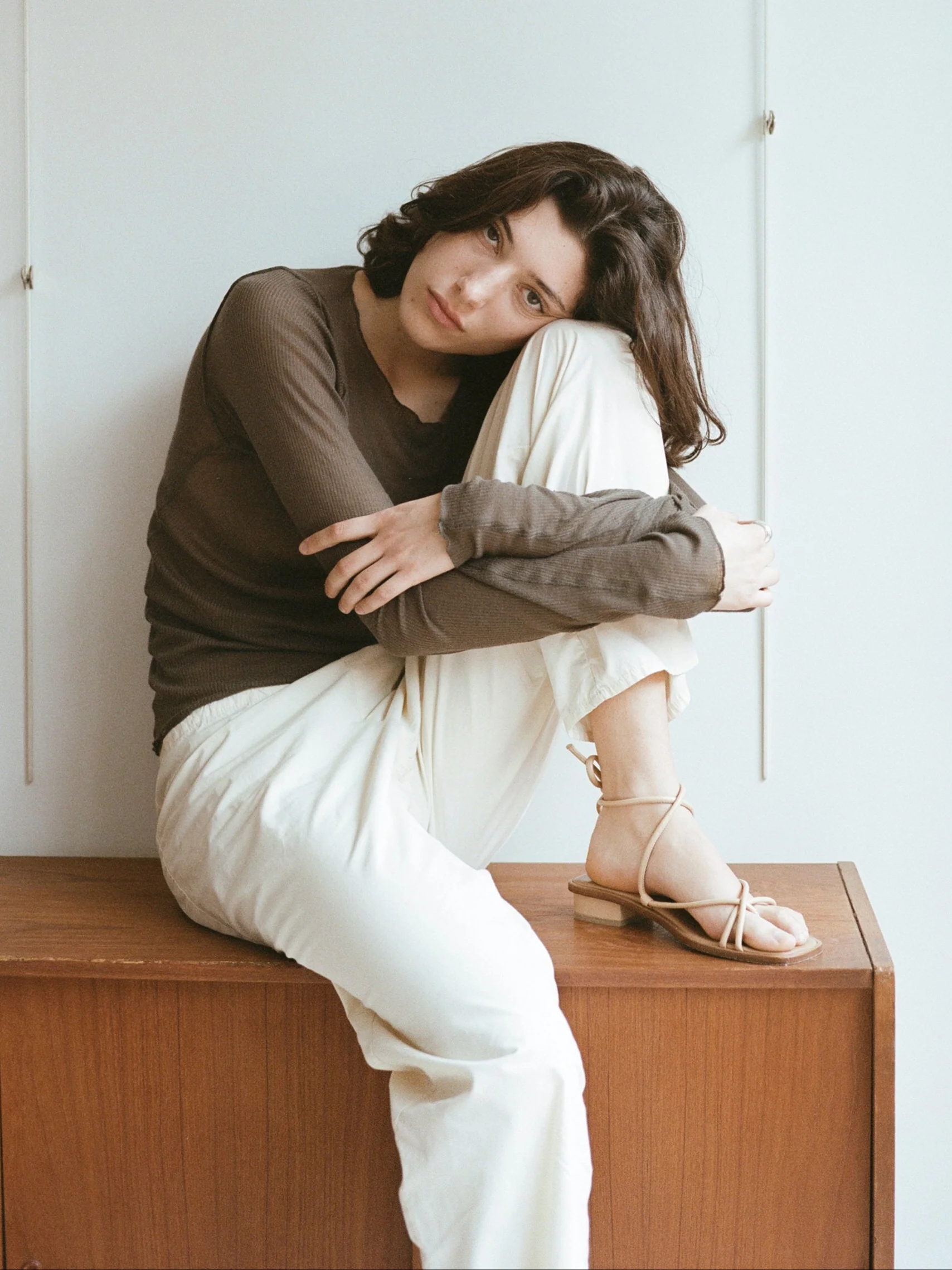 Ara in Dune - Image 3