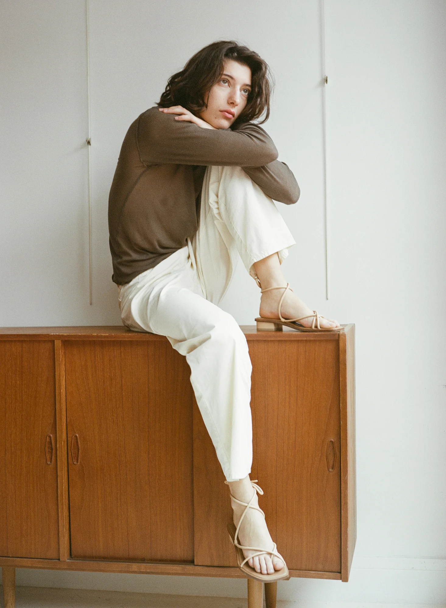 Ara in Dune - Image 4