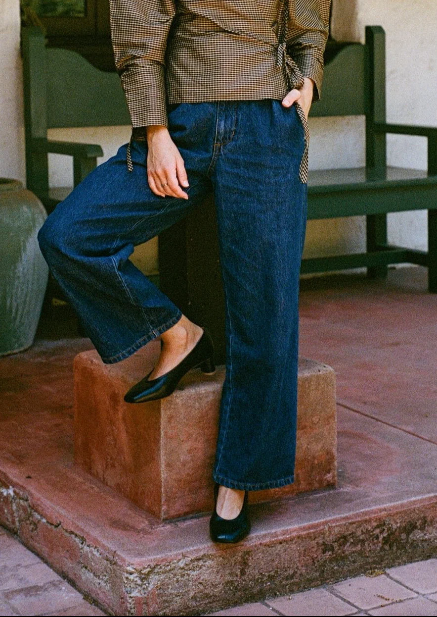 Camila in Black - Image 3