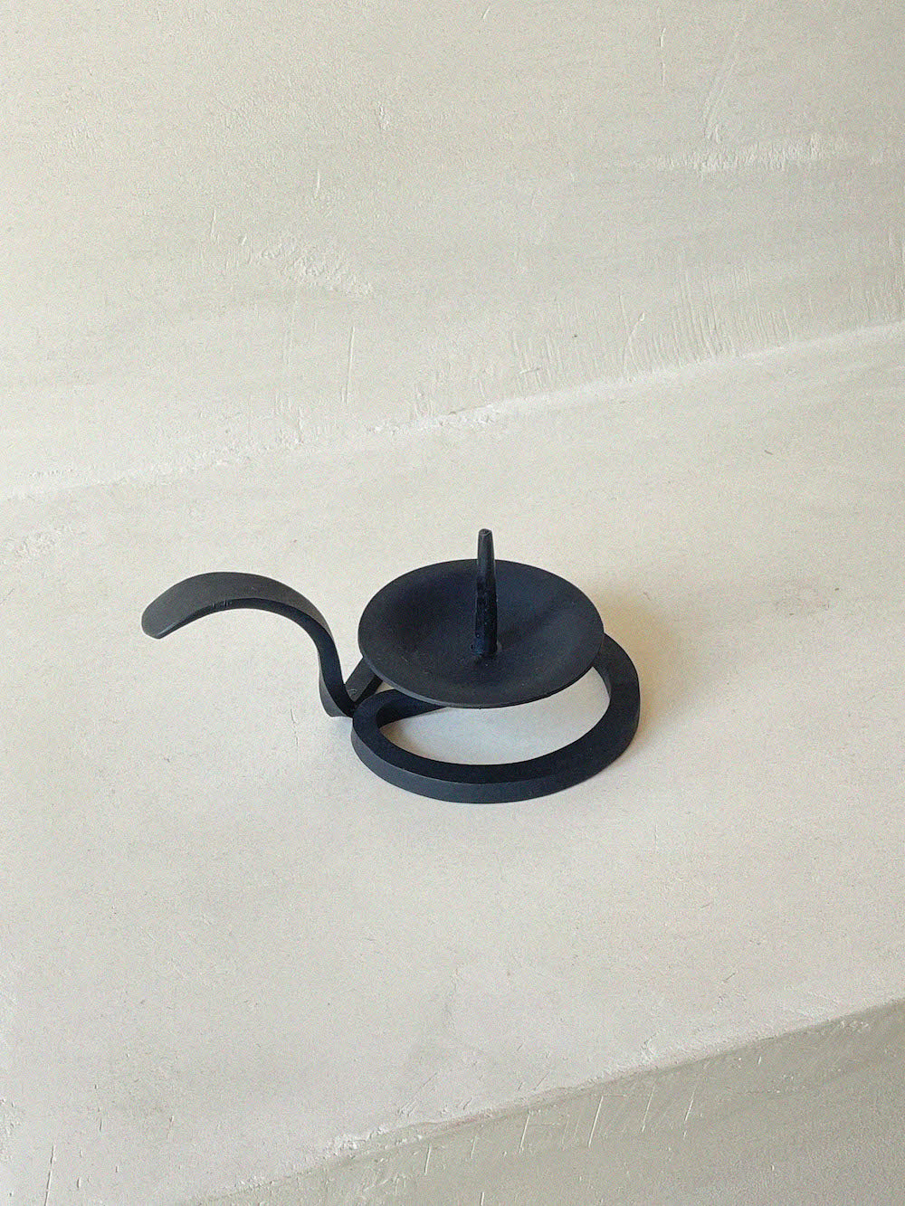 Cast Iron Candle Stand With Handle - Image 3