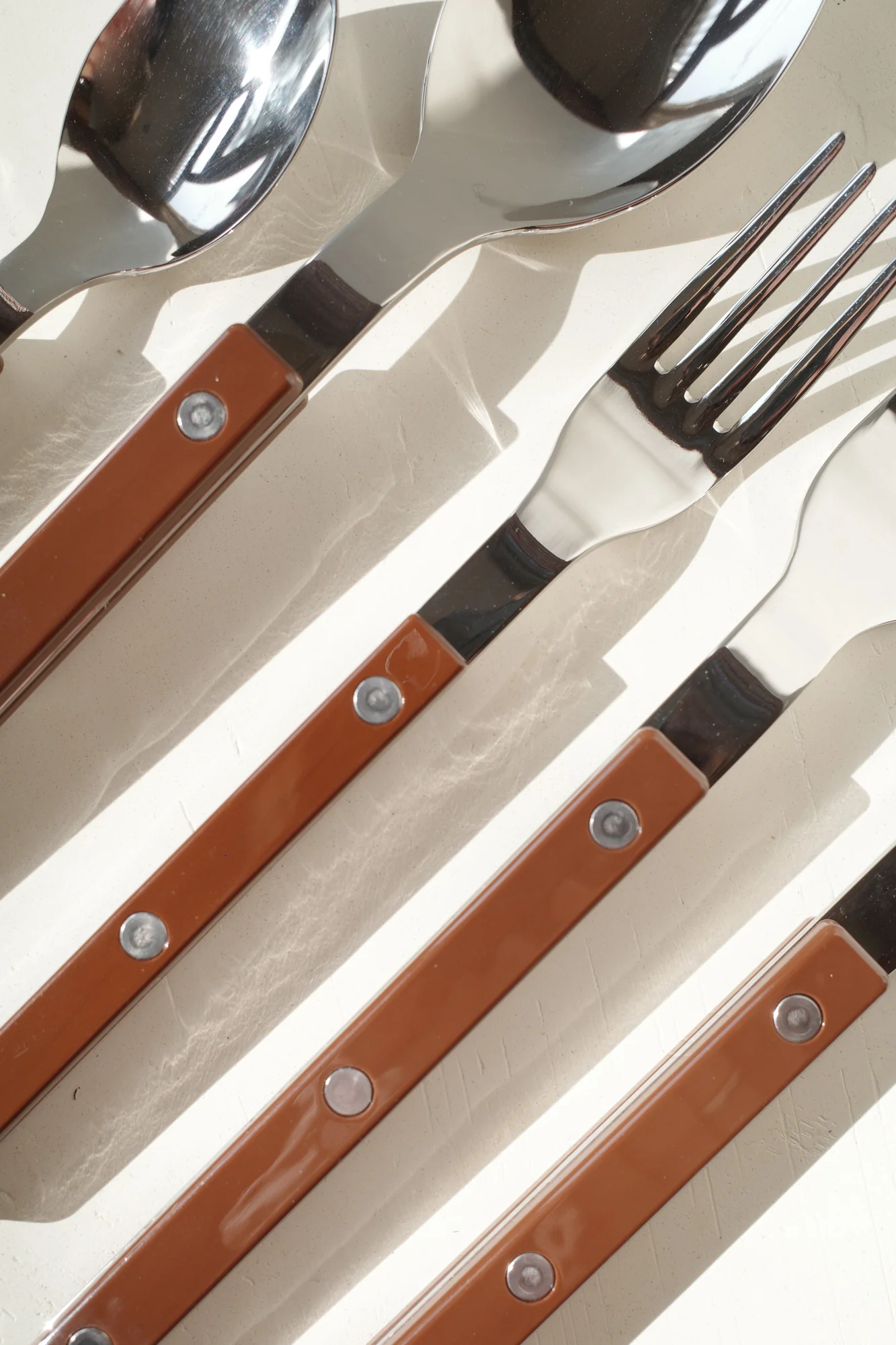 Chocolat 5 Piece Place Setting - Image 2