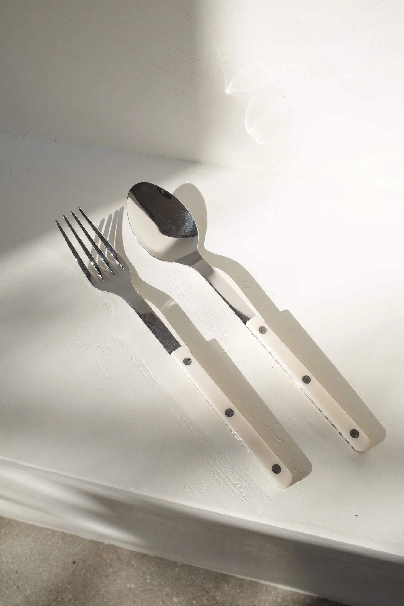 Ivory Serving Set - Image 3