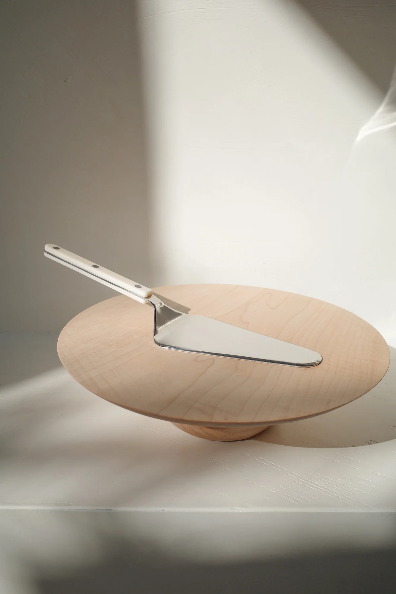 Ivory Tart Server - Image 4