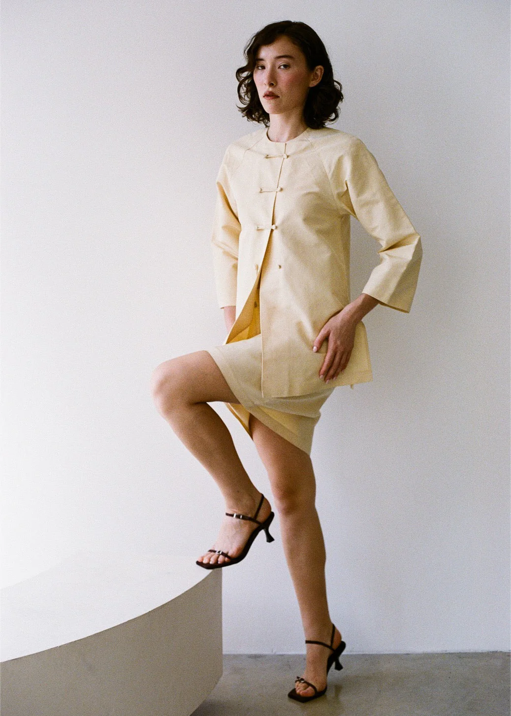 Julia in Cocoa Suede - Image 3