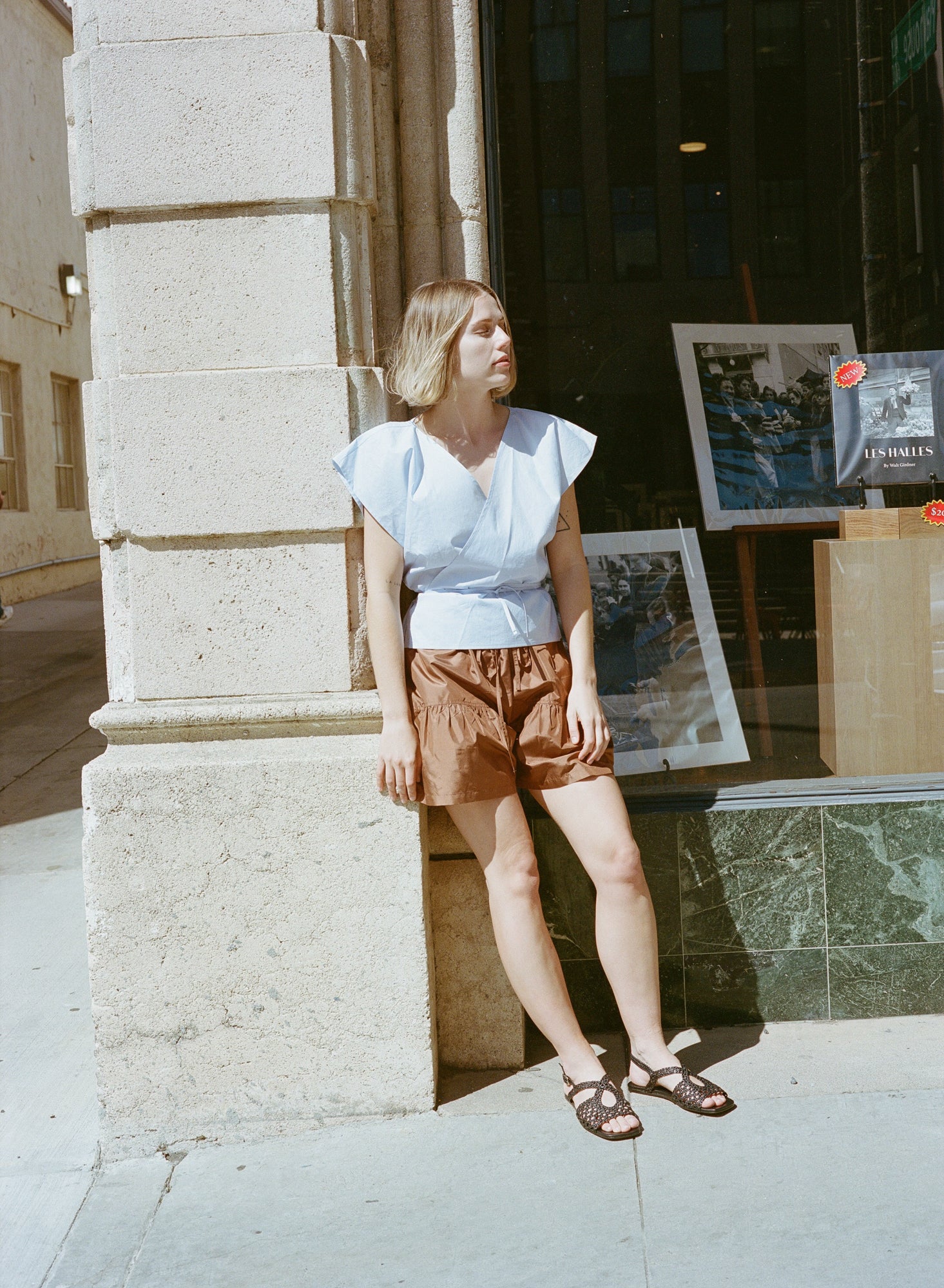 Mira in Black - Image 6