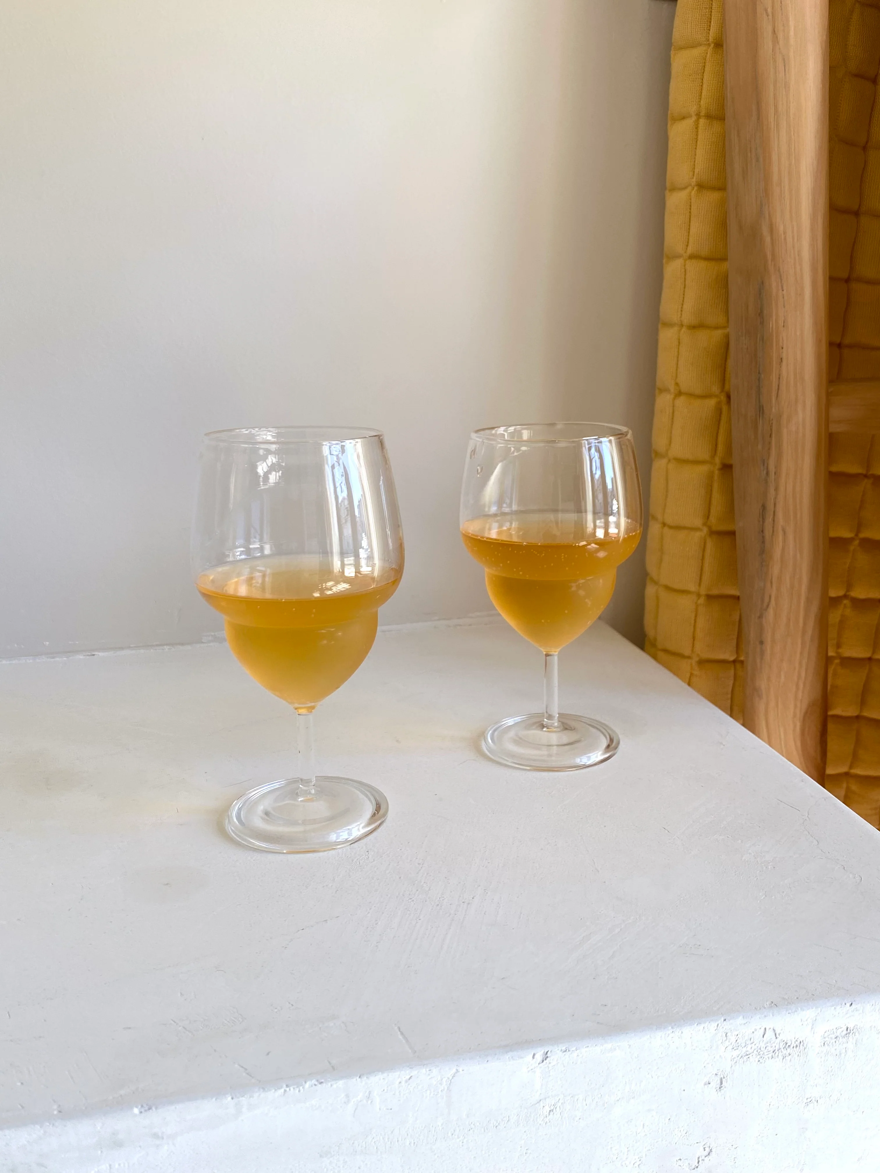 Nalini White Wine Glass - Image 5