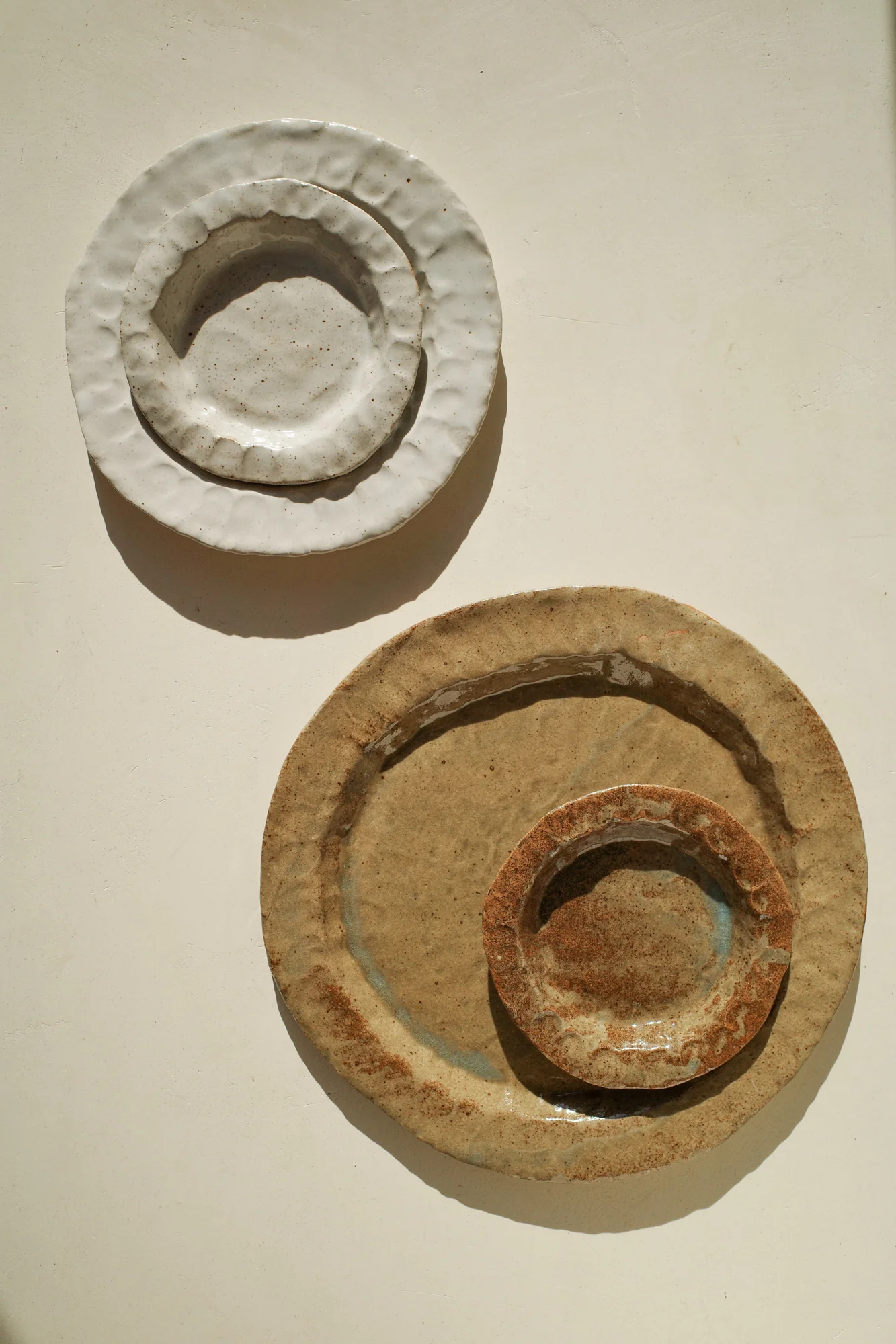 Plat in Chalk by Estudio Vernís - Image 6